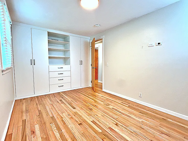 12820 SW Edgewood St — Photo 21