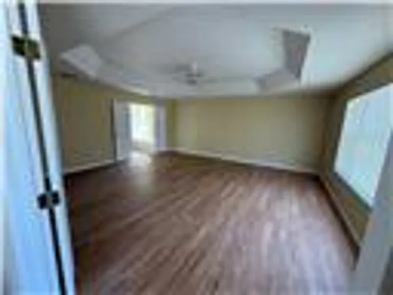 933 Whispering Cypress Ln — Photo 12