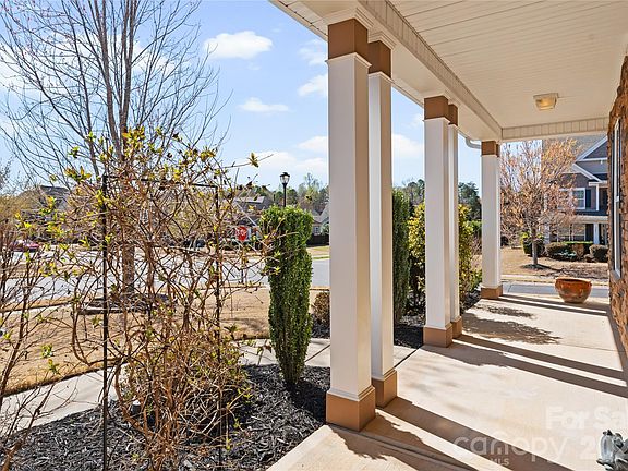 5th image of 5049 Gladiola Way