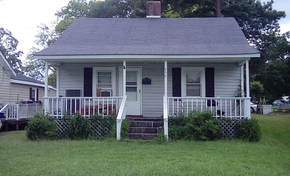1st image of 655 Williams St