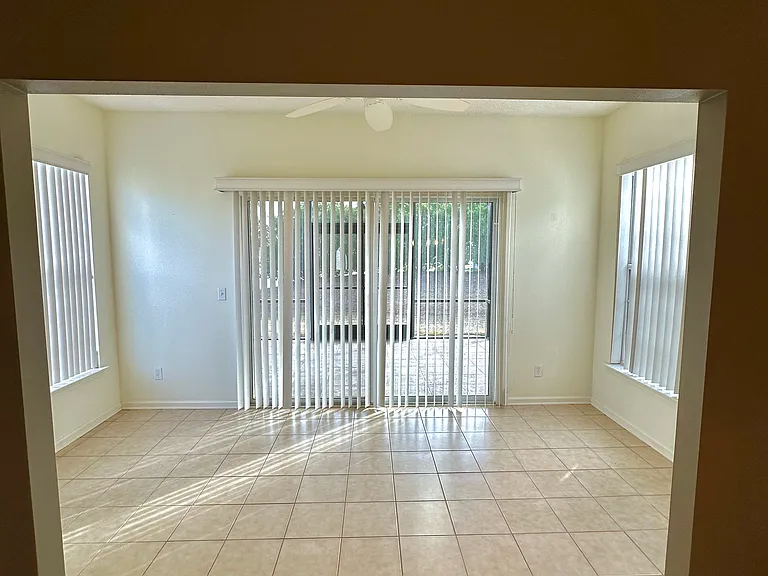 1 Pomegranate Ln — Photo 22