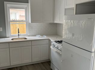 1406 11th St #2E, North Bergen, NJ 07047