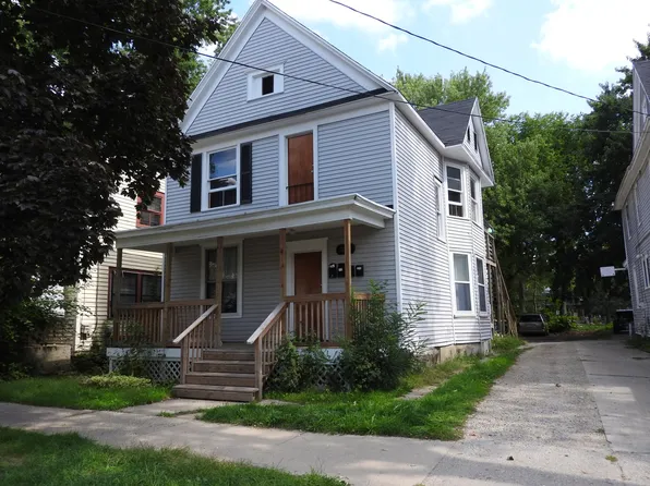 310 Gold Ave NW, Grand Rapids, MI 49504