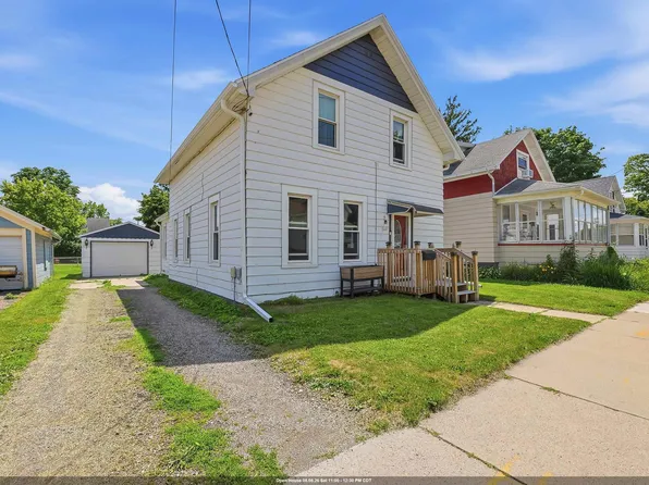 313 Prospect Ave, Oshkosh, WI 54901