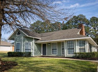 4 Timber Ridge Dr, Atlanta, TX 75551