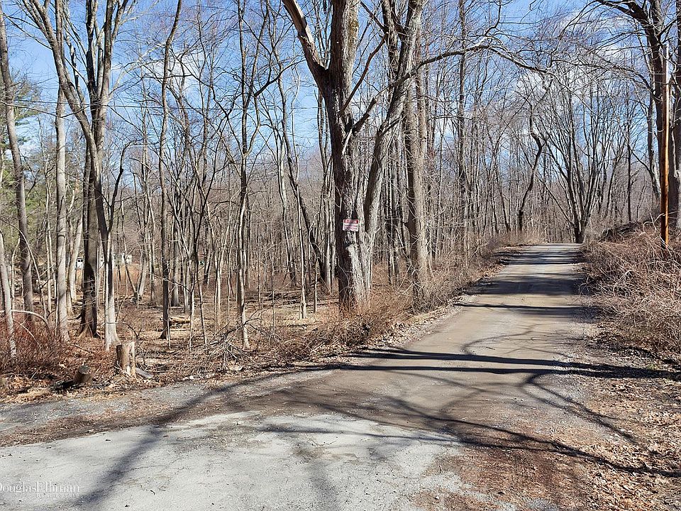 1st image of 48 Wood St