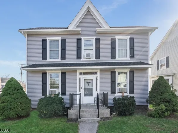 32 Maple Street, Milford Boro, NJ 08848
