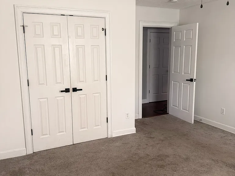 6085 Village West Ln — Photo 16