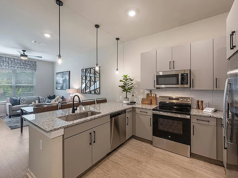Conclave at Sugar Hill Apartments and Townhomes — Photo 9