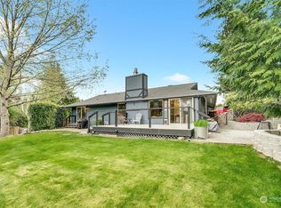 25713 78th Ct SW, Vashon, WA 98070