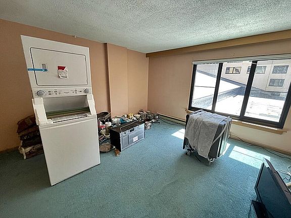 5th image of 862 Silver Creek Ln #2301