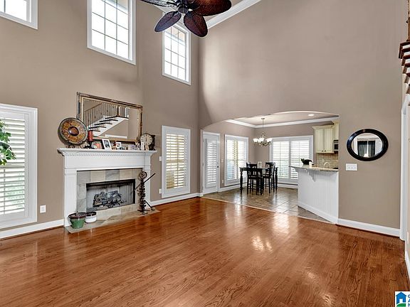 4th image of 9522 Ambrose Ln