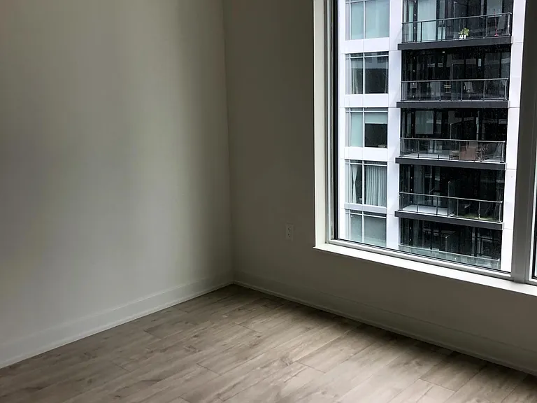 27 Bathurst St #1214W — Photo 9