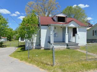 134 Riner Ave, Oak Hill, WV 25901