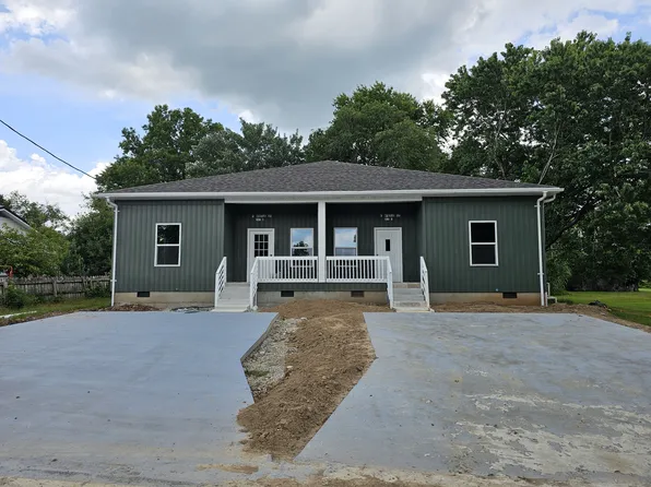 217 E Myrtle St, Aurora, MO
