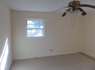 35 Mimms St, Reynolds, GA 31076