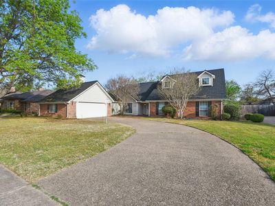 608 Oakview Dr, Hurst, TX, 76054