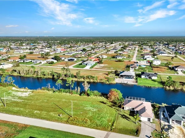 1915 NW 26th St, Cape Coral, FL 33993