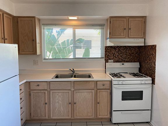 5th image of 1109 San Pascual St #7