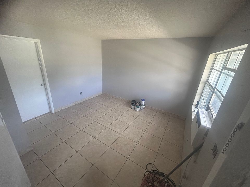 2nd image of 1500 Montana Ave APT 6