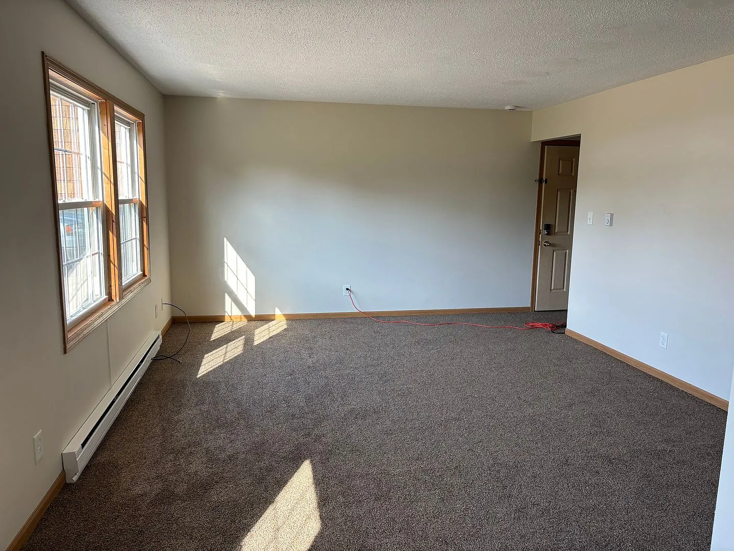 35 - 1600 14th Ave — Photo 3