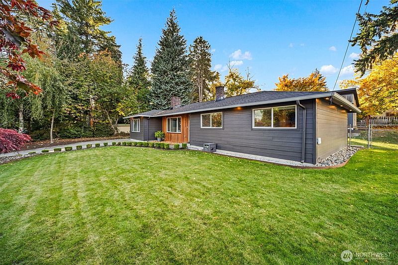 2nd image of 19217 4th Avenue S
