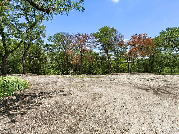 4th image of 1224 Abelia Dr