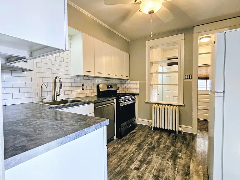 324 S Broad St — Photo 9