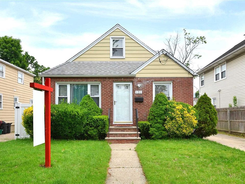 1st image of 131 Ruxton St