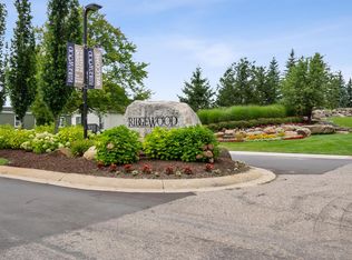 3680 Emerald Park Dr, Milford, MI 48380