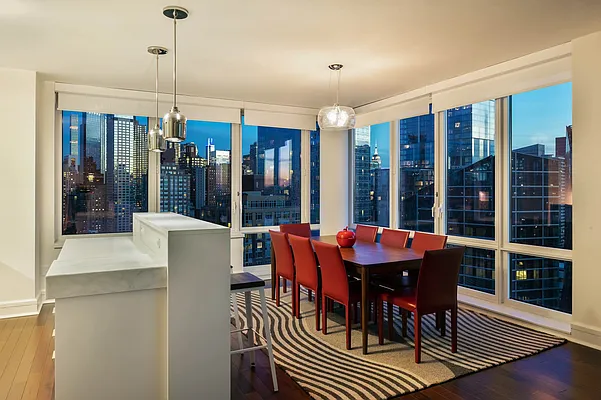 Rented by Compass | media 19