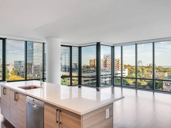 2030 Hudson Street image 252 of 284