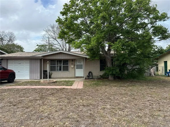 107 Melba Dr, Portland, TX 78374