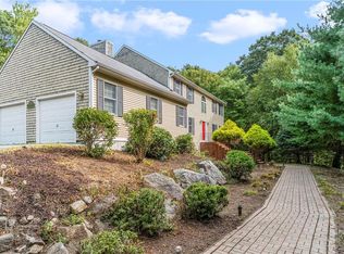 2055 Middle Rd, East Greenwich, RI 02818