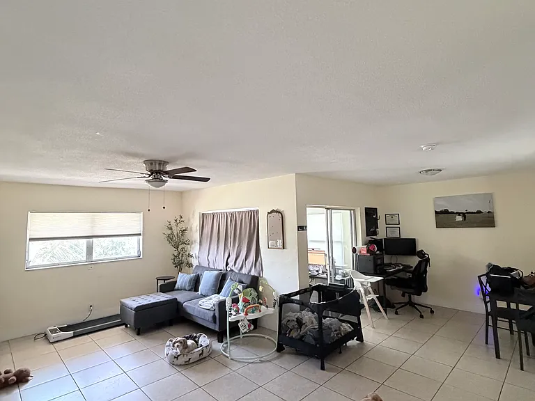 4730 NW 10th Ct #302 — Photo 3