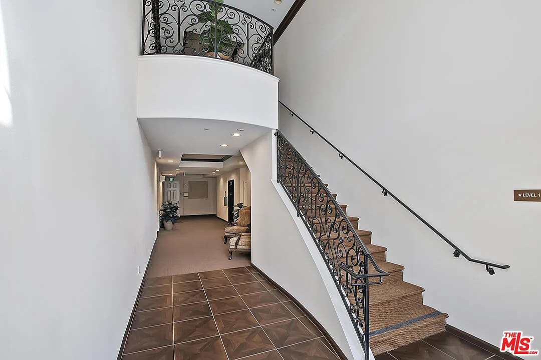 2 bed, 2.0 bath, 1278 sqft, $2,850 — Photo 4