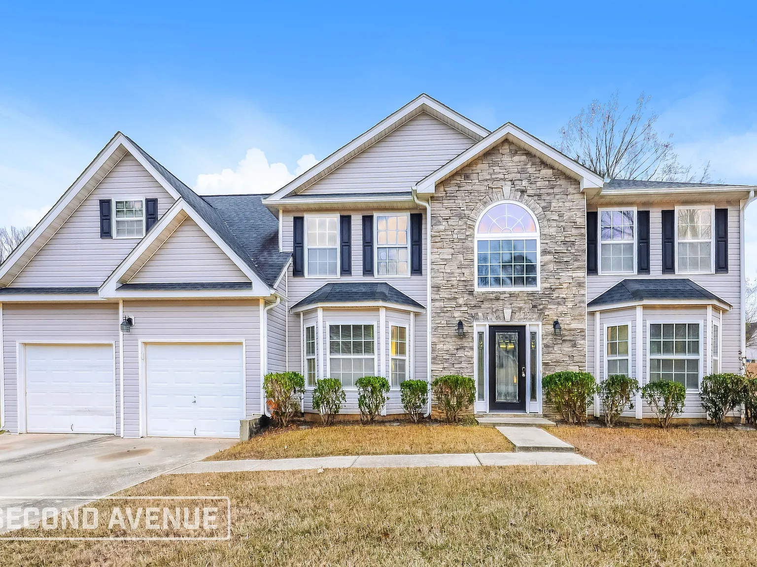 5 bed, 3.0 bath, 3340 sqft, $2,469 — Photo 1