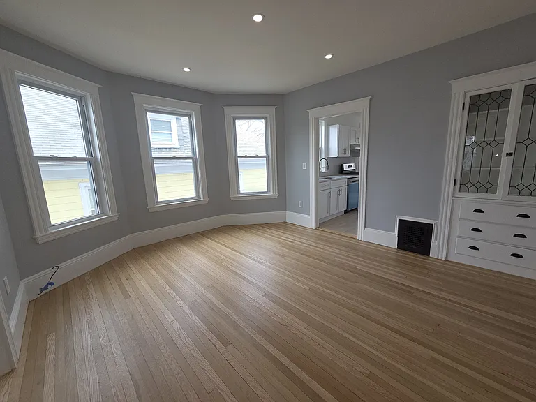 12 Mount Vernon St #2 — Photo 10