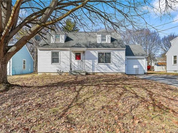 114 Lynn Dr, North Syracuse, NY 13212