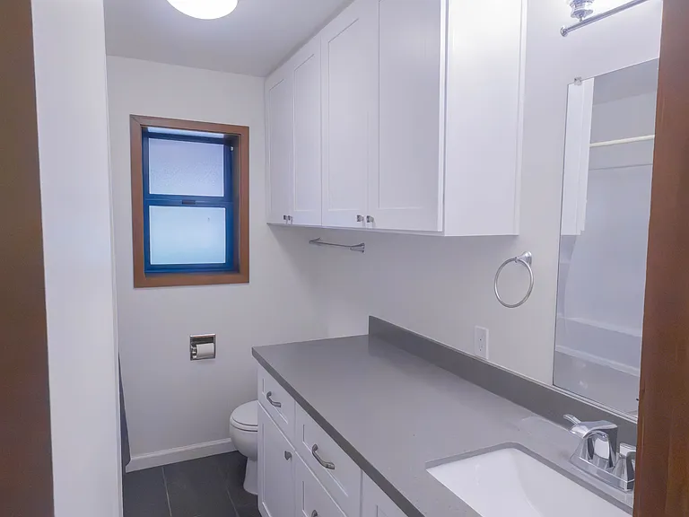 207 3rd St #320 — Photo 26