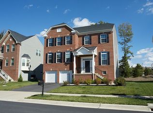 7671 Hamelin Ln, Gainesville, VA 20155