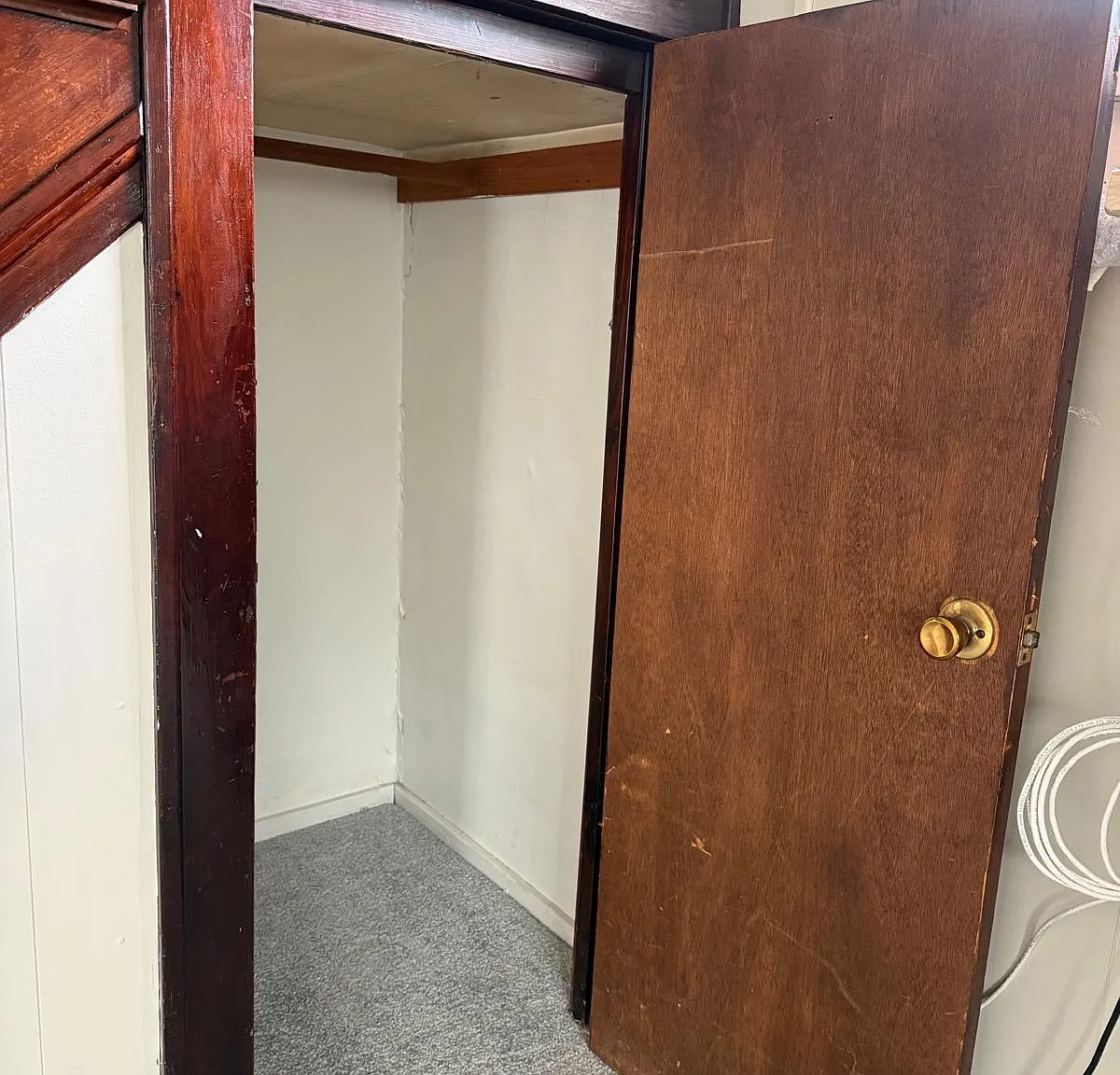2 bed, $1,050 — Photo 4