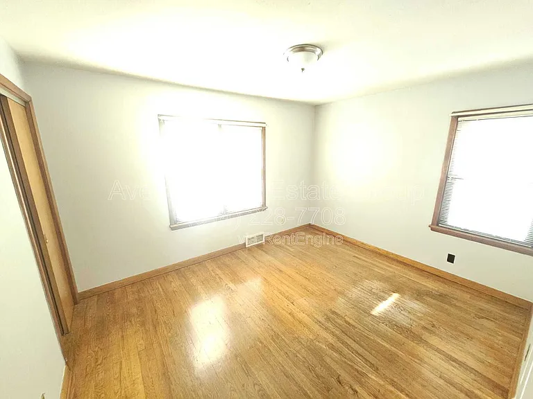 8883 Saint Cyr Dr — Photo 8