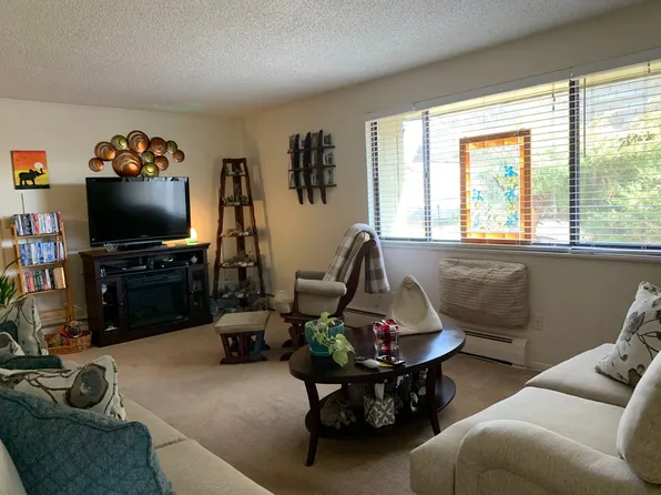 3027 17th Ave Unit 1-8, Longmont, CO 80503