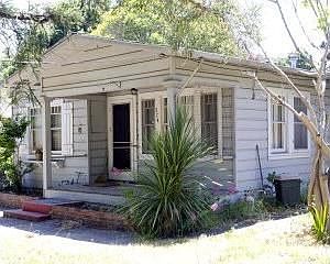 2nd image of 374 Oconnor St