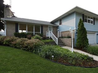 2020 Lincoln Rd, Monroe, WI 53566