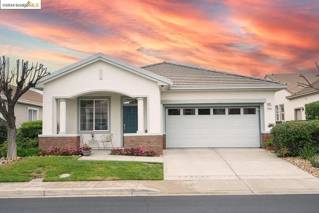 482 Summer Red Way photo 1