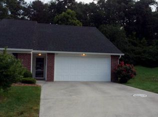 525 Concord Villas Way, Knoxville, TN 37934