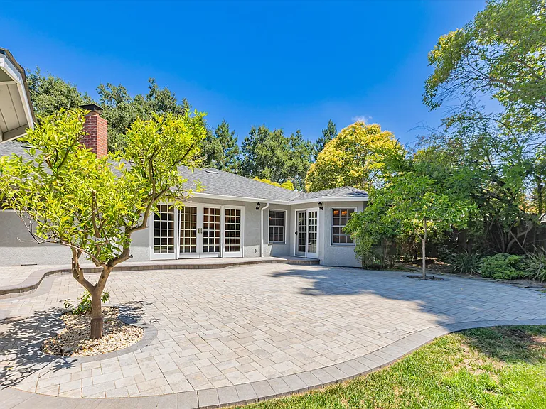 794 Manor Way — Photo 6