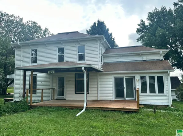 122 N Nebraska St, Ponca, NE 68770